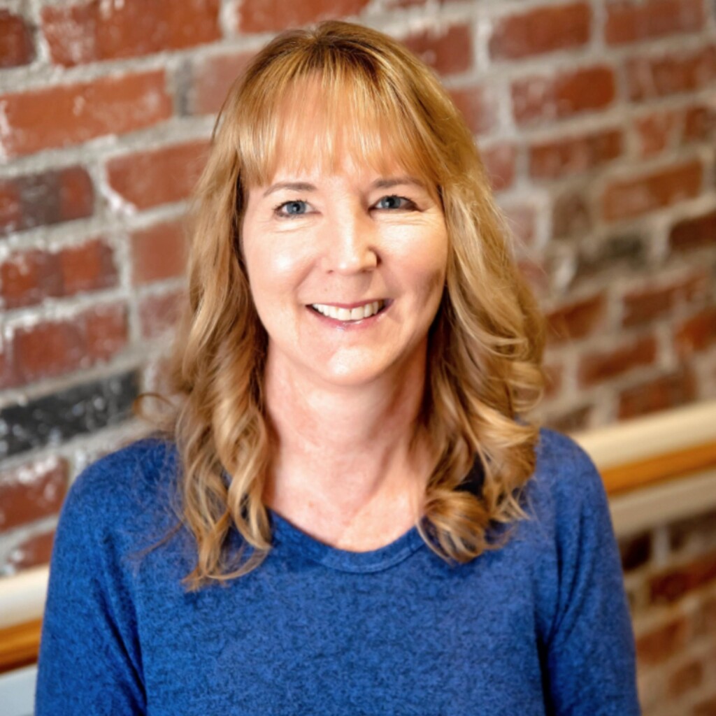 Carolyn O’Connor Nicole Saunders